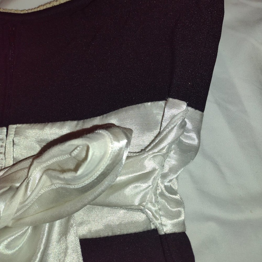 Strapless dress - Picture 8 of 9